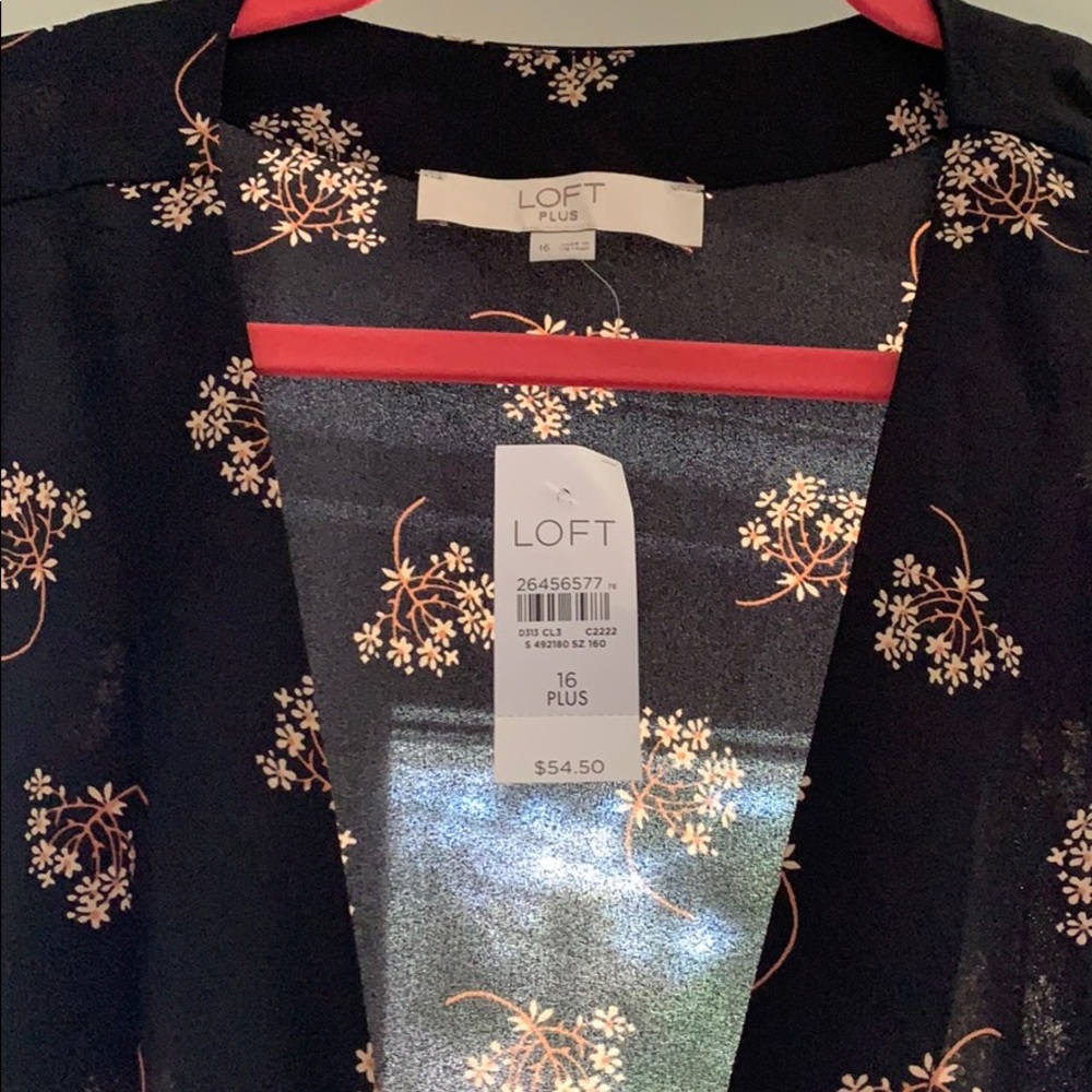Loft plus wrap top!